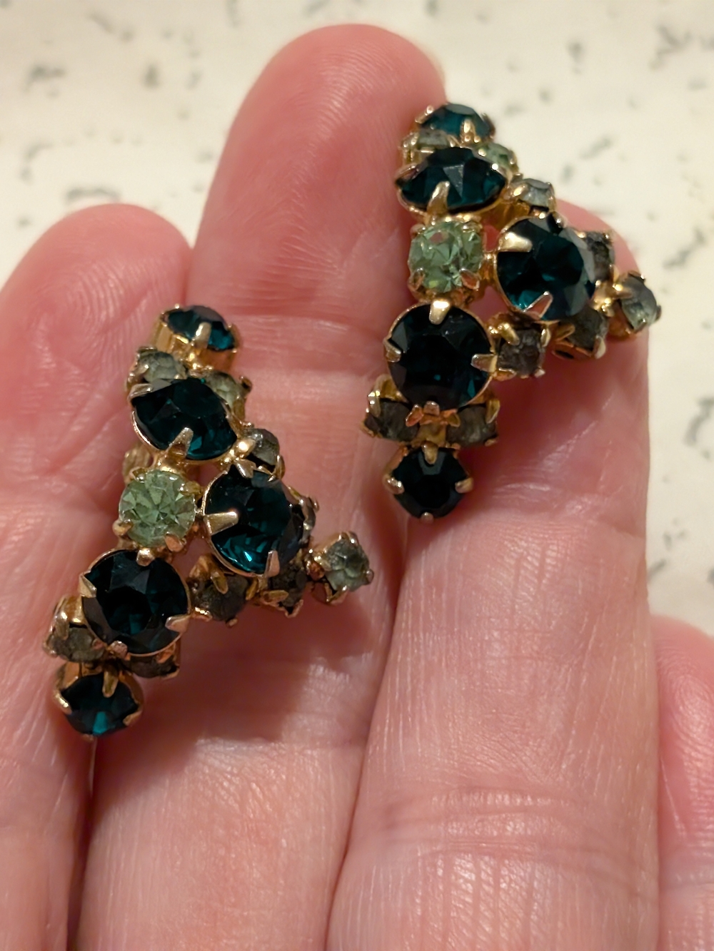 Vintage Gold-Tone Green Crystal Cluster Clip On Earrings